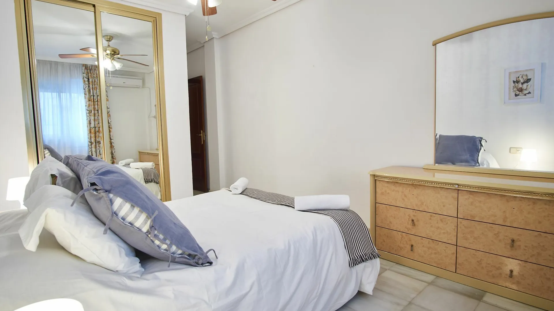 Amplio Apartamento En Casco Historico Sevilla