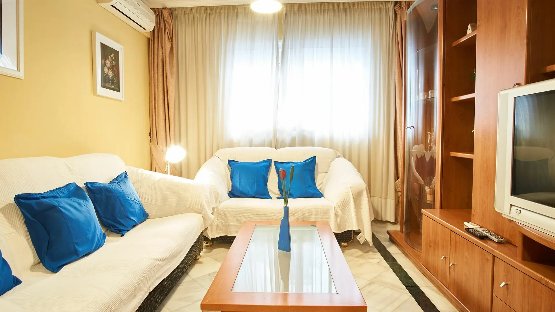 Amplio Apartamento En Casco Historico Seville Spain