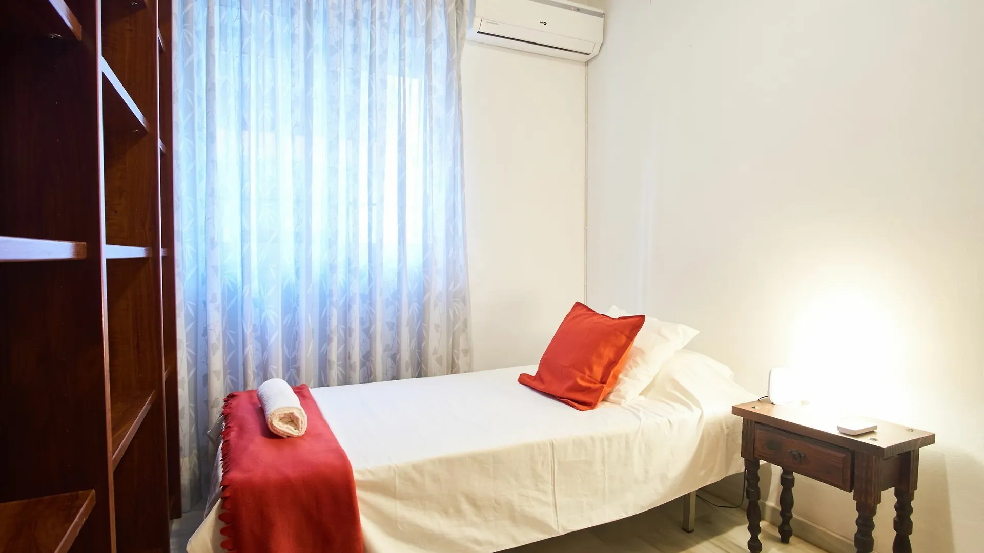 Amplio Apartamento En Casco Historico Seville